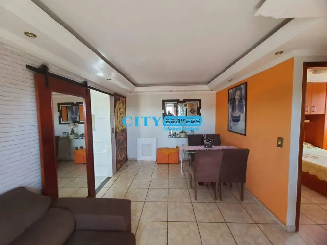Apartamento 50m² com 2 dormitórios, no Condomínio Jardim Vila Galvão.