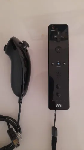 REMOTE CONTROLLER + NUNCHUCK