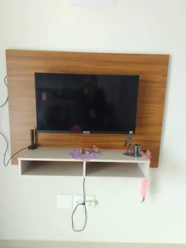 PAINEL TV EXCELENTE ESTADO