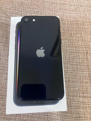 IPhone SE 3 Geração 64Gb com 6 messes de garantia