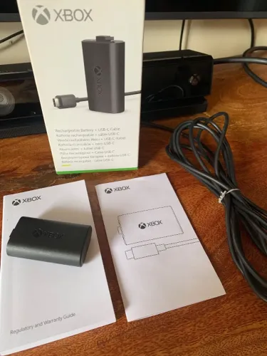 Bateria Recarregável e Cabo USB-C para Controle Xbox One e Series S/X - Original Microsof