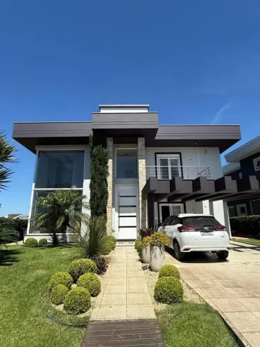 Casa de Luxo Condominio Maritimo em Tramandaí REF: 5575