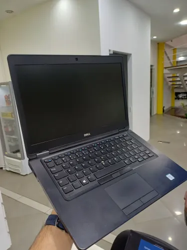 Dell Latitude 5480 i5 7ª Geração - Notebook Corporativo Robusto - SSD 256GB 8GB RAM