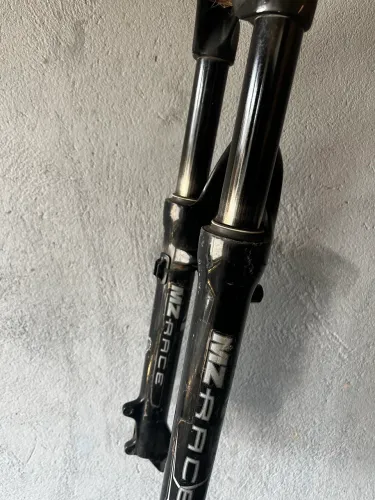 Garfo de suspensão dianteiro aro 26