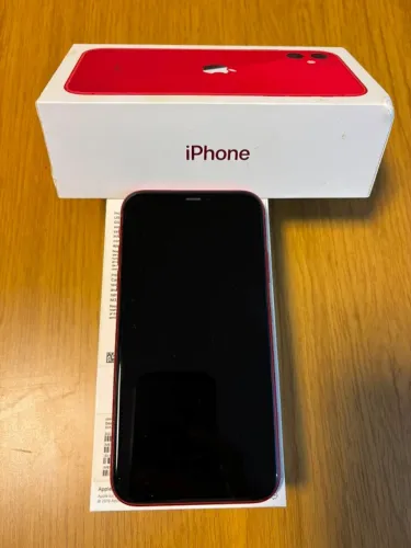 iPhone 11 vermelho (128 GB) sem avarias na caixa