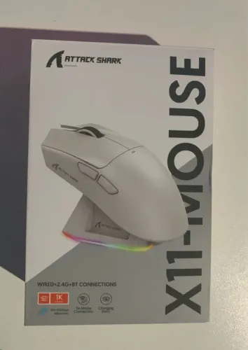 Mouse Attack Shark x11 Preto com Dock de carregamento 