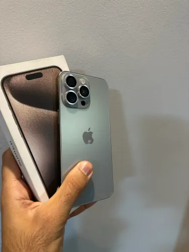 iPhone 15 Pro Max 512GB