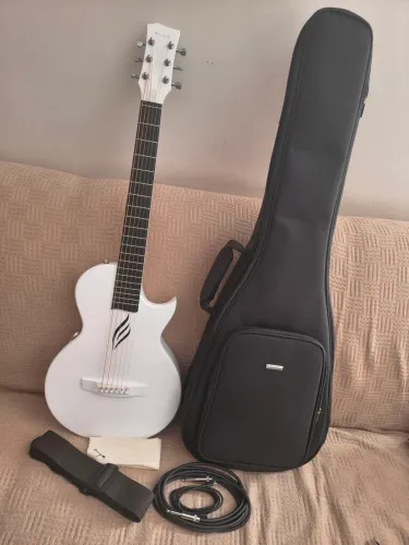 Violão Seizi Enya Nova GO - Branco, impecável! Apenas venda!