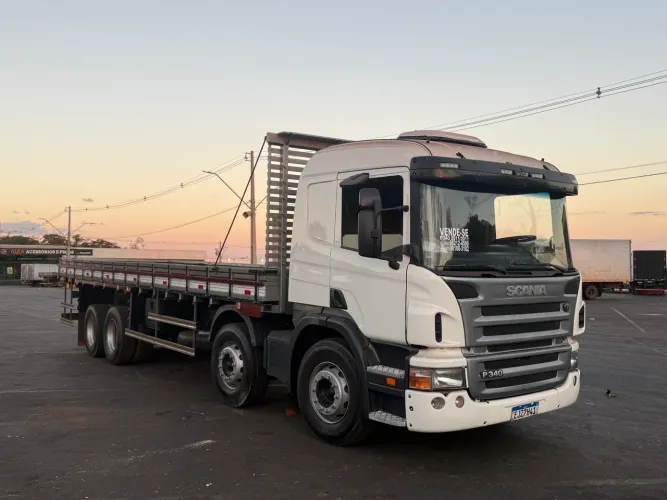 Caminhão Bitruck