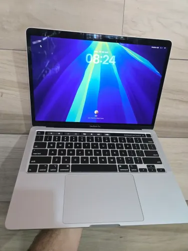 MacBook pro 2020 16 ram /512 Ssd tela 13 