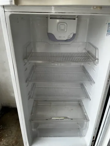 Geladeira eletrolux