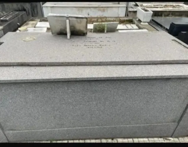 Jazigo São João Batista