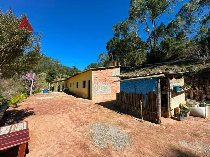Chácara à venda em Salesópolis-SP - Natureza, tranquilidade e qualidade de vida!