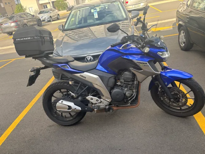 Yamaha Fz25 2018/19, pouco rodada