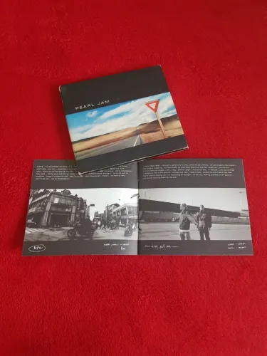 Cd Pearl Jam - Yield (importado)