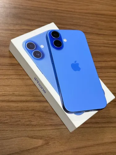 iPhone 16