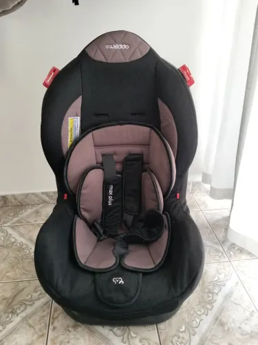 Cadeira Para Auto Max Plus Kiddo De 0 A 25kg (Usado)