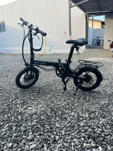 BICICLETA SKAPE MINI AUTONOMIA 40km
