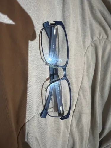 Vendo armação de óculos de grau ou sol aArmani Exchance original e novo