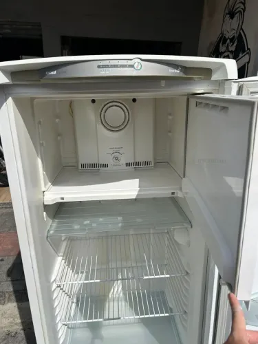 ? GELADEIRA CONSUL FROST FREE 300 LITROS ?