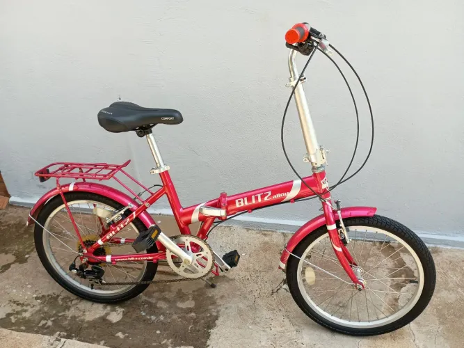 Bicicleta aro 20 dobrável em alumínio