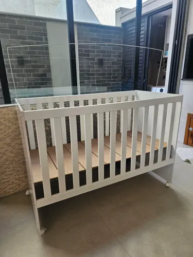 Berço em Madeira para Bebês