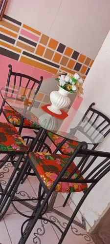 Mesa de jantar rústica 