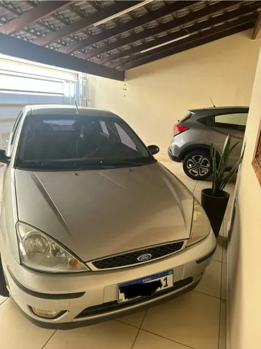 Ford Focus 1.6 S/se/se Plus Flex 8v/16v 5P 2009