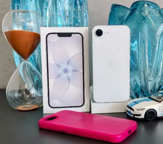 Apple iPhone 17e  256GB - Branco - Igual Novo (E-Sim) - Bat. 100% - Garantia 