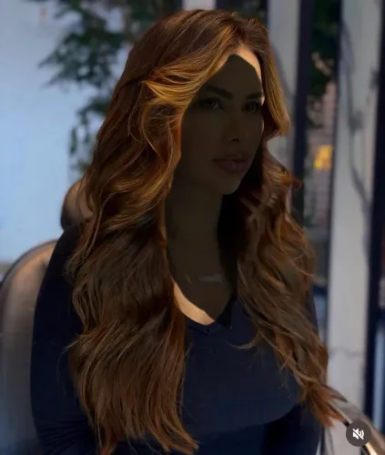Mega hair