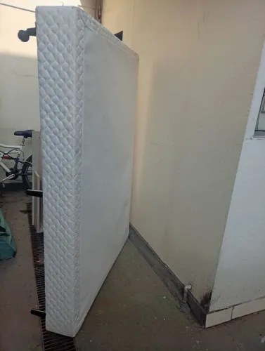 Vendo base cama casal