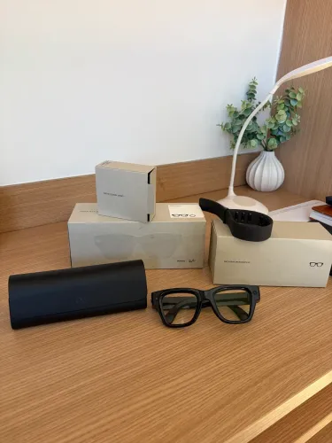 Óculos Meta Ray-Ban Display com neural band 
