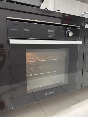 Forno de Embutir a Gás Brastemp 78 Litros Preto com Grill e Timer Touch