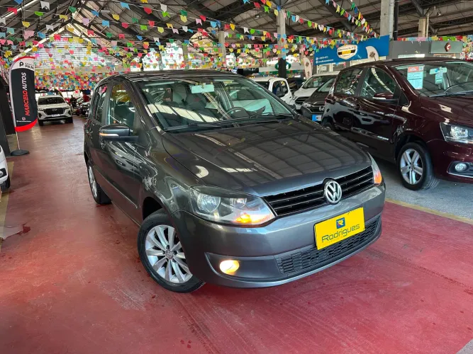 Volkswagen Fox Prime/higli. 1.6 Total Flex 8V 5P 2012