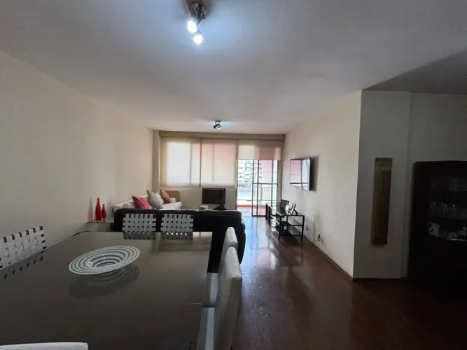 BS IMOBILIÁRIA VENDE  Apartamento em Icaraí de 3 quartos com segurança
