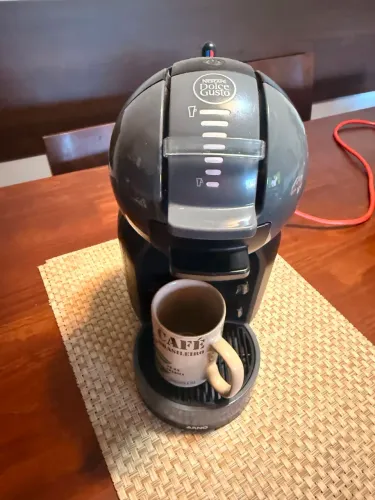 Cafeteira Dolce Gusto