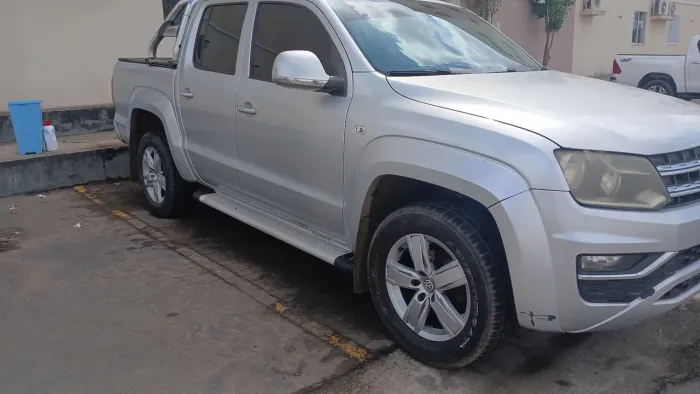 Volkswagen Amarok Comfor. CD 2.0 TDI 4X4 Dies. Aut. 2020