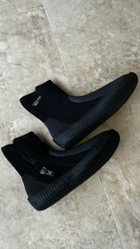 Bota de Mergulho Cressi Isla 5mm - Nova - Tamanho L (41/42)