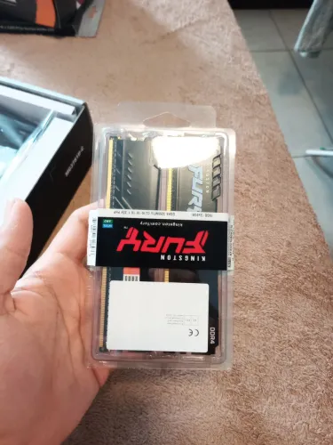 Kit de memória RAM Kingston FURY Beast DDR4. 