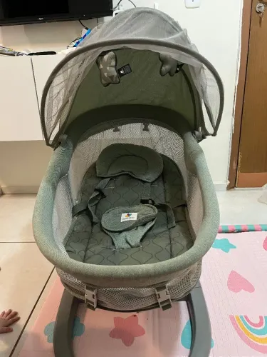 Berço Moisés automático