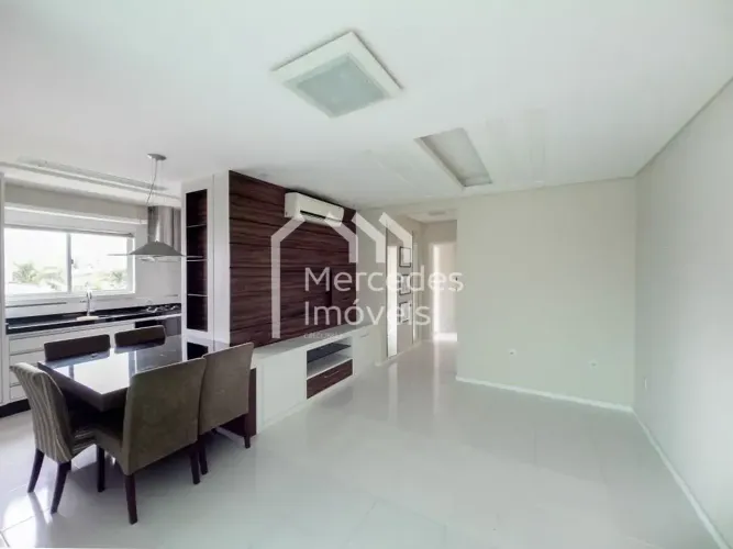 Apartamento com 2 dormitórios para alugar, 93 m² por R$ 3.400,00/mês - Centro - Itajaí/SC