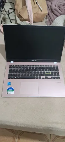 Vendo Notebook Asus Rosa 
