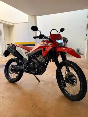 Honda XR300L Tornado - 2.500km na Garantia