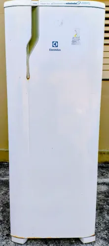 Geladeira Electrolux FrostFree Branca