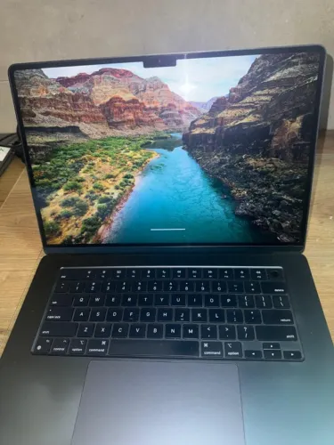 MacBook Air 15" M3 16GB SSD 256GB
