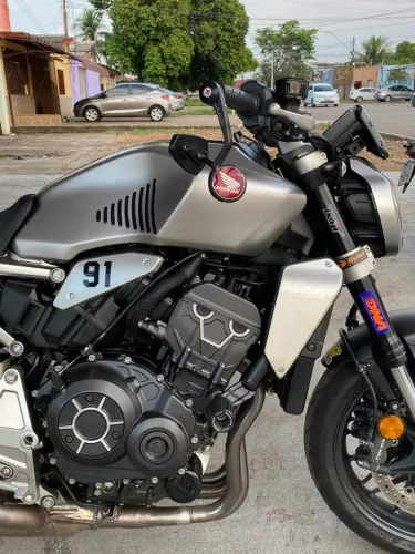 CB1000R