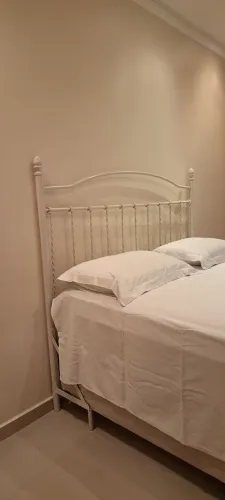 Cabeceira de Cama Box Queen em ferro