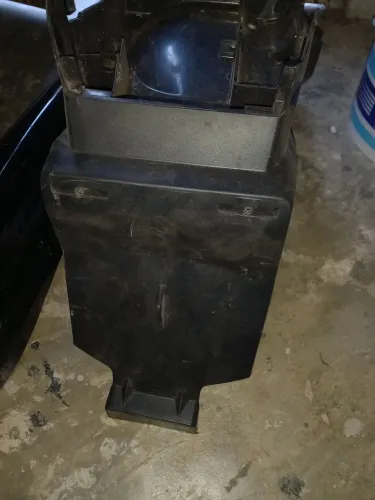 Vendo carenagem e paralama traseiro fazer  250 , 2006 a 2010