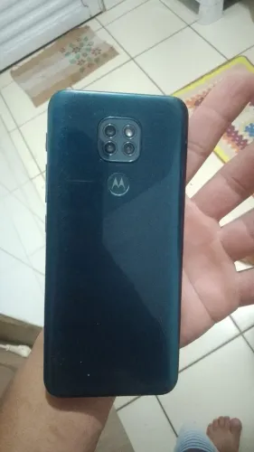 Vende-se celular moto g 9 bom estado ?