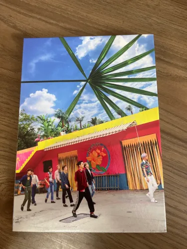 Álbum EXO Kokobop original